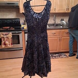 Grace Elements Black and Blue Patterned Midi Dress